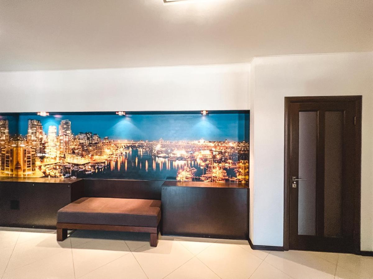 Cozy Apartments On The Left Bank เคียฟ ภายนอก รูปภาพ
