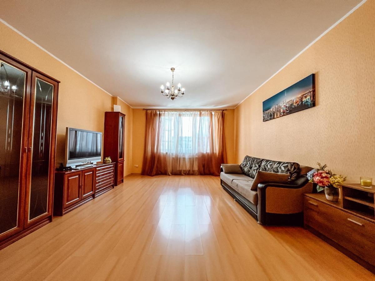 Cozy Apartments On The Left Bank เคียฟ ภายนอก รูปภาพ
