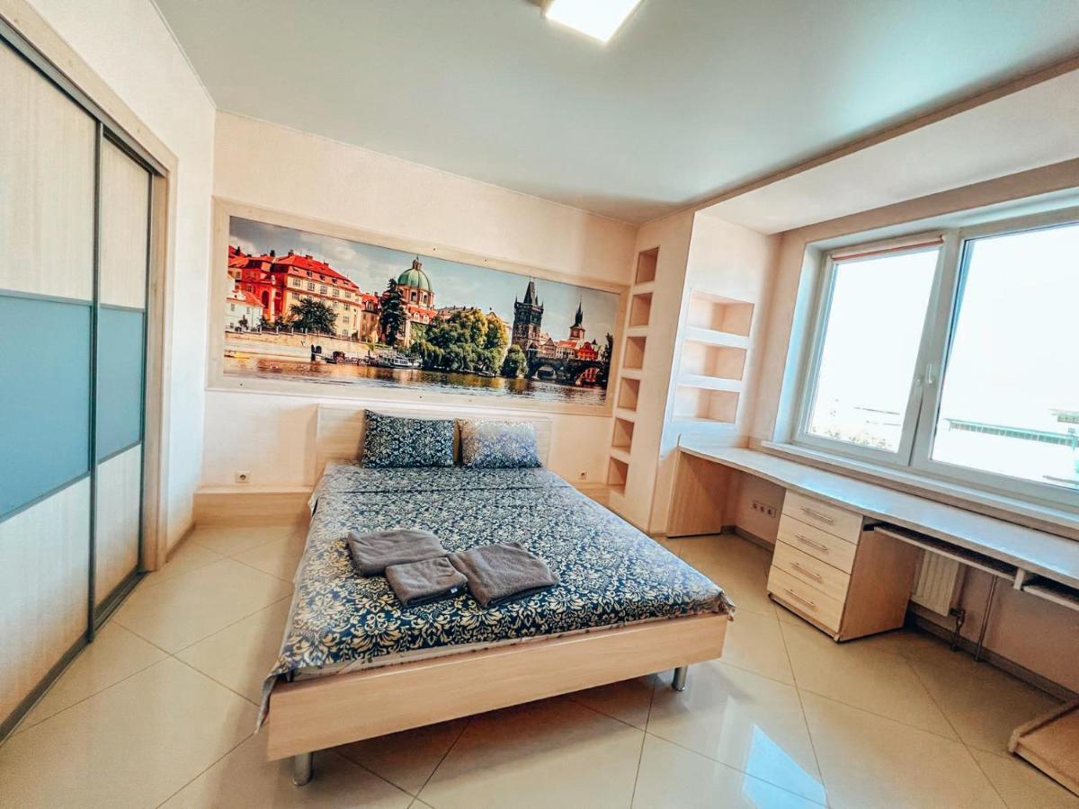 Cozy Apartments On The Left Bank เคียฟ ภายนอก รูปภาพ