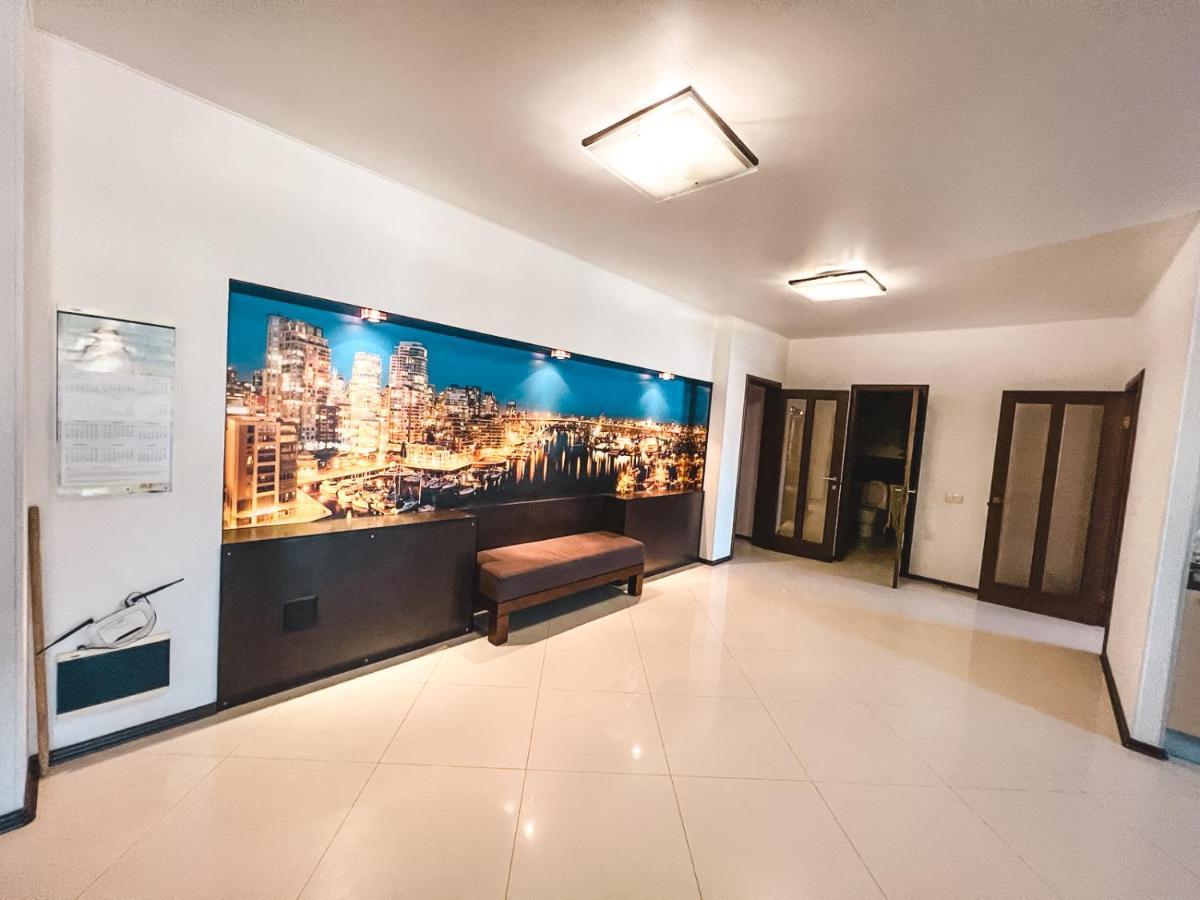 Cozy Apartments On The Left Bank เคียฟ ภายนอก รูปภาพ